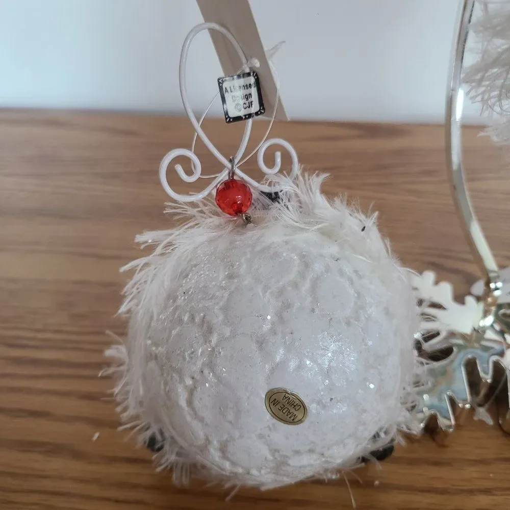 Set of Two Decoupage Old-Fashioned Christmas Ornaments Half Globe Vintage Look